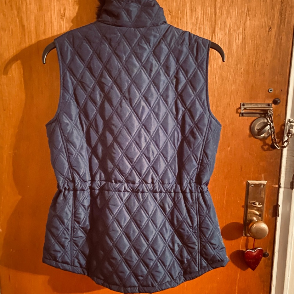 🎖HP🎖Quilted Navy Vest - Picture 3 of 10